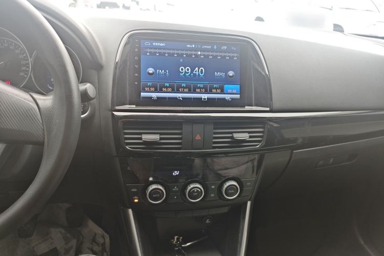 Used Mazda CX-5 2015 2.0L Manual Two-Wheel Drive Comfort Version Center Console
