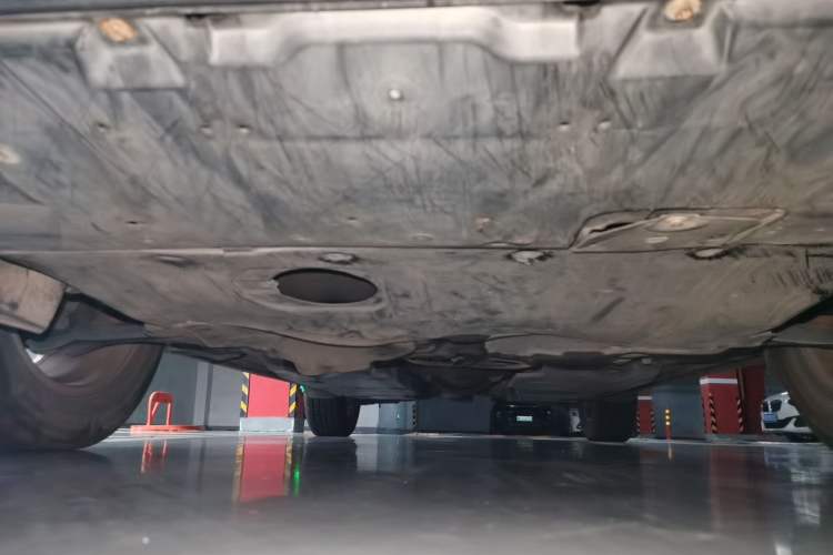Used Mazda CX-5 2015 2.0L Manual Two-Wheel Drive Comfort Version Chassis Front