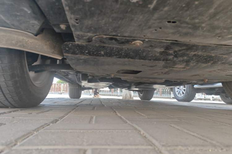 Used Mazda CX-5 2015 2.0L Automatic Two-Wheel Drive Urban Version Chassis Front Right