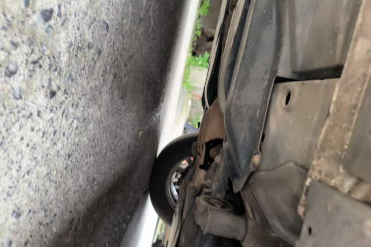 Used Mazda CX-5 2015 2.0L Manual Two-Wheel Drive Comfort Version Chassis Front Right