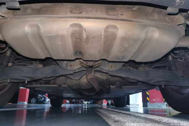 Used Mazda CX-5 2015 2.0L Manual Two-Wheel Drive Comfort Version Chassis Rear