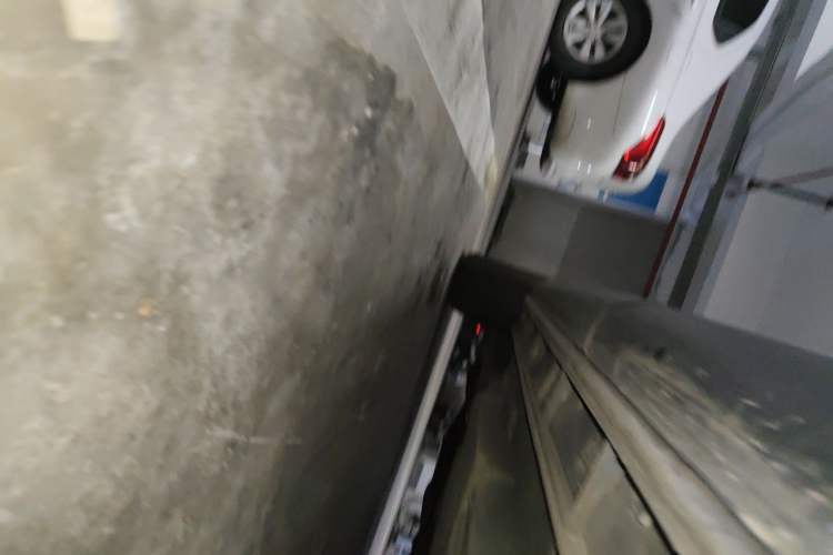 Used Mazda CX-5 2015 2.0L Automatic Two-Wheel Drive Urban Version Chassis Rear Left