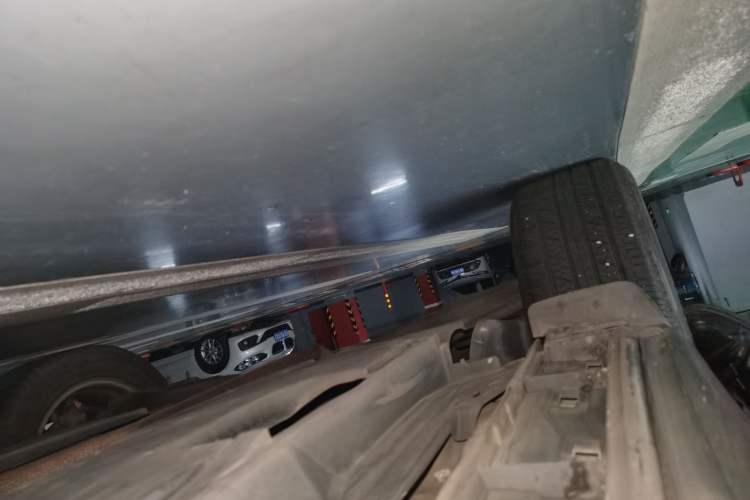 Used Mazda CX-5 2015 2.0L Manual Two-Wheel Drive Comfort Version Chassis Rear Right
