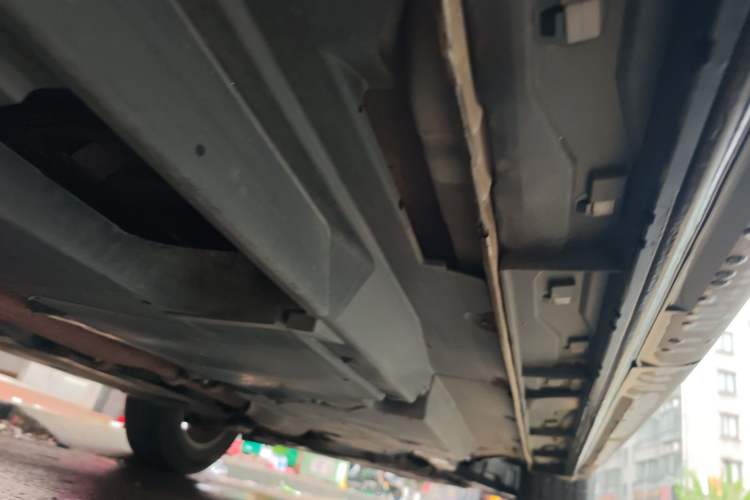 Used Mazda CX-5 2015 2.0L Automatic 4x4 Luxury Edition Chassis Rear Right