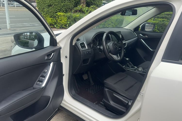 Used Mazda CX-5 2015 2.0L Automatic Two-Wheel Drive Urban Version Driver Seat