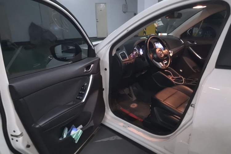 Used Mazda CX-5 2015 2.0L Automatic Two-Wheel Drive Urban Version Driver Seat