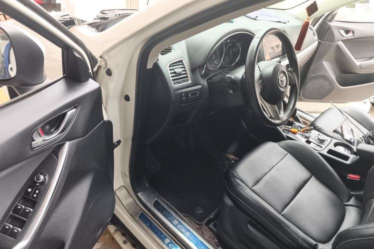 Used Mazda CX-5 2015 2.0L Automatic Two-Wheel Drive Urban Version Driver Seat