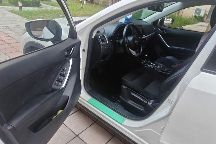 Used Mazda CX-5 2015 2.0L Automatic Two-Wheel Drive Urban Version Driver Seat