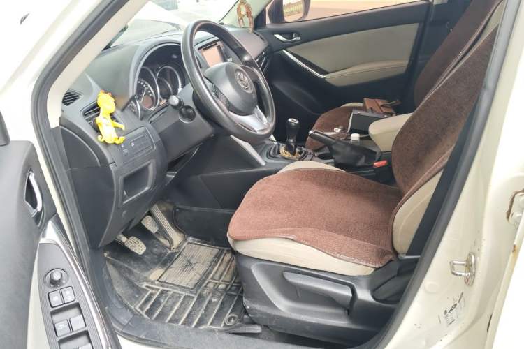 Used Mazda CX-5 2015 2.0L Manual Two-Wheel Drive Comfort Version Driver Seat