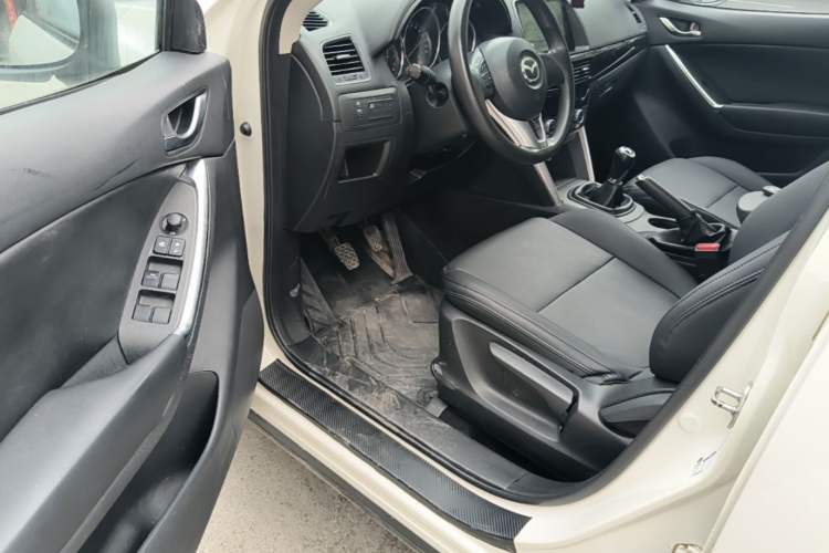 Used Mazda CX-5 2015 2.0L Manual Two-Wheel Drive Comfort Version Driver Seat