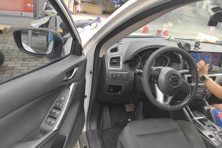 Used Mazda CX-5 2015 2.0L Automatic Two-Wheel Drive Urban Version Driver Seat
