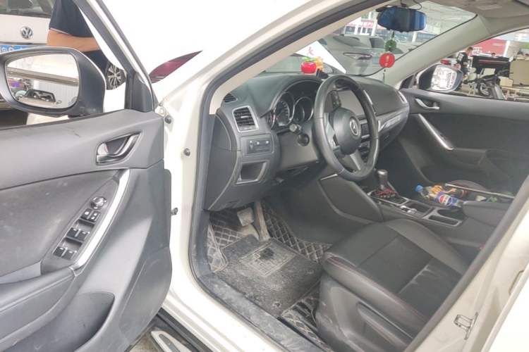 Used Mazda CX-5 2015 2.0L Automatic Two-Wheel Drive Urban Version Driver Seat