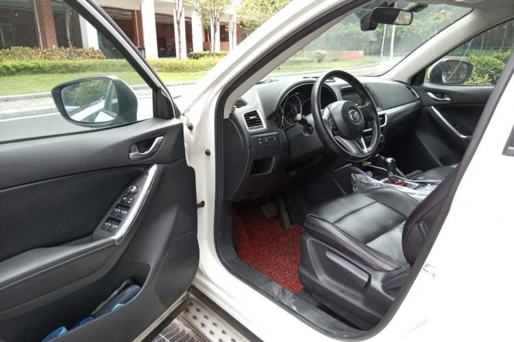 Used Mazda CX-5 2015 2.0L Automatic Two-Wheel Drive Urban Version Driver Seat