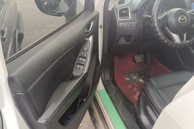 Used Mazda CX-5 2015 2.0L Automatic Two-Wheel Drive Urban Version Driver Seat