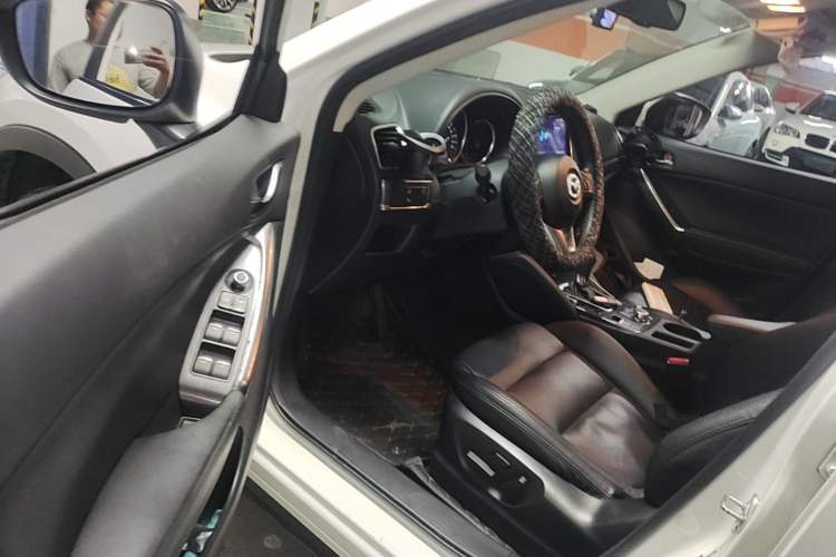 Used Mazda CX-5 2015 2.5L Automatic 4x4 Prestige Edition Driver Seat