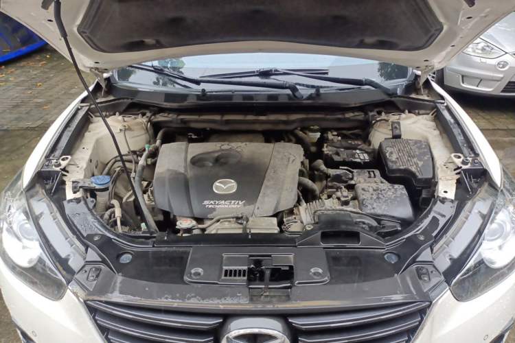 Used Mazda CX-5 2015 2.0L Automatic 4x4 Luxury Edition Engine Bay