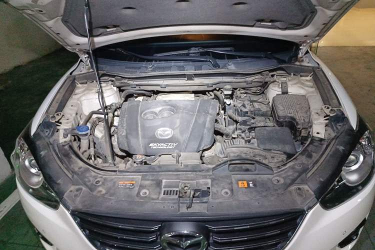 Used Mazda CX-5 2015 2.0L Automatic Two-Wheel Drive Urban Version Engine Bay