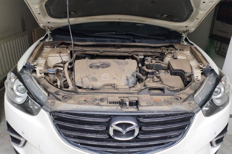 Used Mazda CX-5 2015 2.0L Automatic Two-Wheel Drive Urban Version Engine Bay