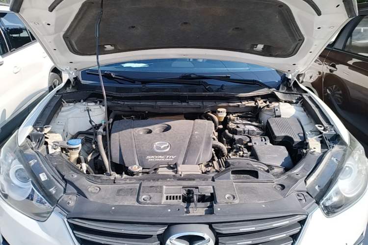 Used Mazda CX-5 2015 2.0L Automatic Two-Wheel Drive Urban Version Engine Bay