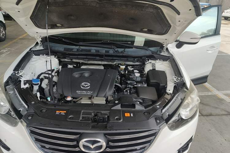 Used Mazda CX-5 2015 2.0L Automatic Two-Wheel Drive Urban Version Engine Bay