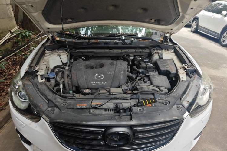 Used Mazda CX-5 2015 2.5L Automatic 4x4 Flagship Model Engine Bay