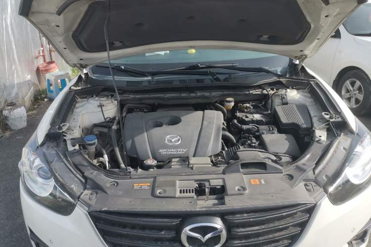 Used Mazda CX-5 2015 2.0L Automatic Two-Wheel Drive Urban Version Engine Bay