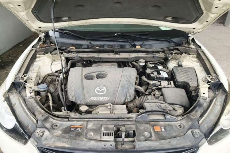 Used Mazda CX-5 2015 2.0L Automatic Two-Wheel Drive Urban Version Engine Bay