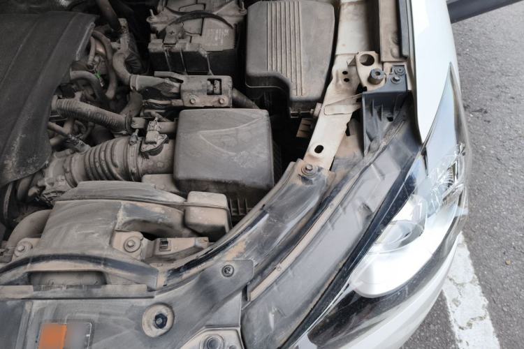 Used Mazda CX-5 2015 2.5L Automatic 4x4 Prestige Edition Engine Bay Left