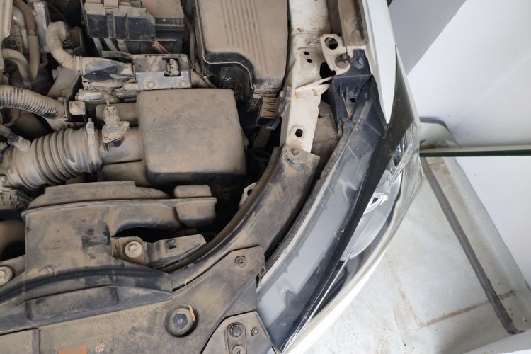 Used Mazda CX-5 2015 2.0L Automatic Two-Wheel Drive Urban Version Engine Bay Left