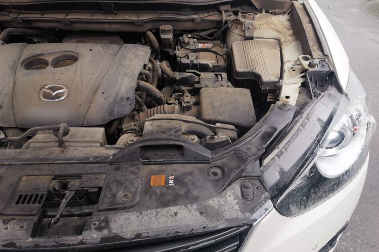 Used Mazda CX-5 2015 2.0L Automatic Two-Wheel Drive Urban Version Engine Bay Left