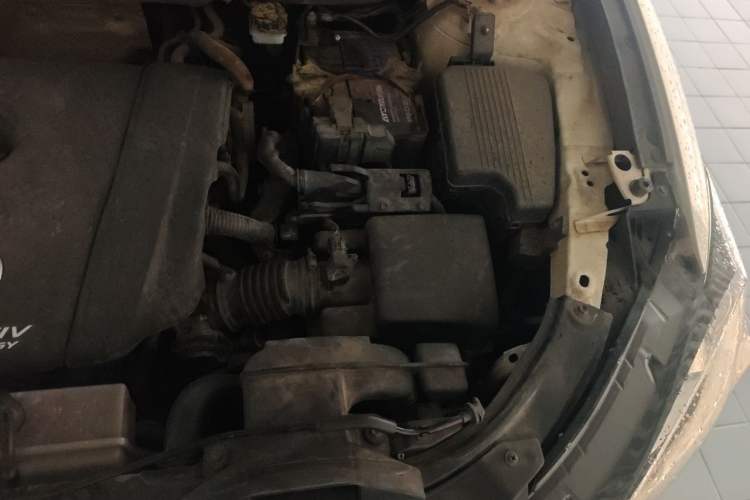 Used Mazda CX-5 2015 2.0L Automatic Two-Wheel Drive Urban Version Engine Bay Left