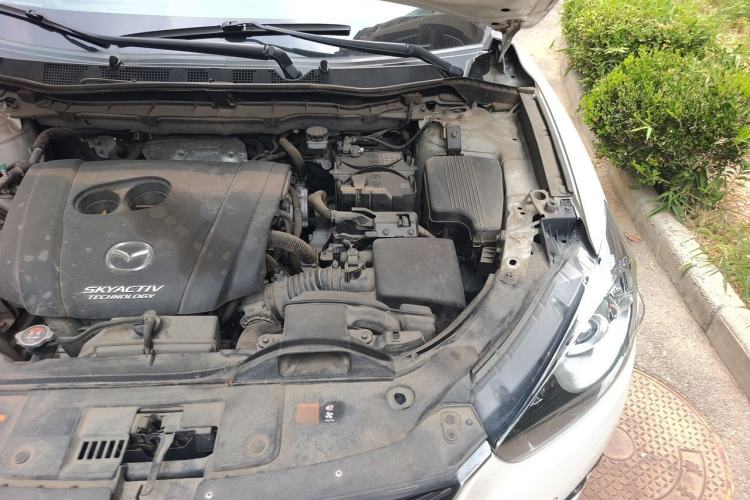 Used Mazda CX-5 2015 2.0L Automatic Two-Wheel Drive Urban Version Engine Bay Left