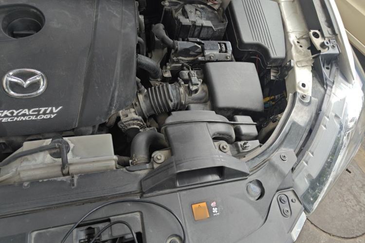 Used Mazda CX-5 2015 2.0L Automatic Two-Wheel Drive Urban Version Engine Bay Left