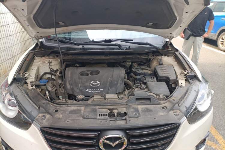 Used Mazda CX-5 2015 2.0L Automatic Two-Wheel Drive Urban Version Engine Bay
