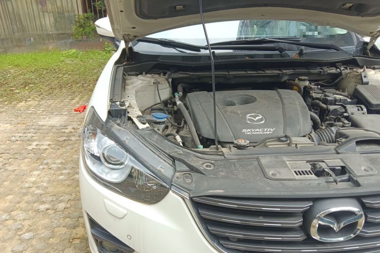 Used Mazda CX-5 2015 2.0L Automatic 4x4 Luxury Edition Engine Bay Right