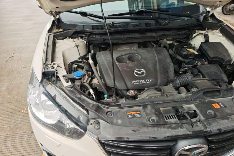 Used Mazda CX-5 2015 2.0L Automatic 4x4 Luxury Edition Engine Bay Right