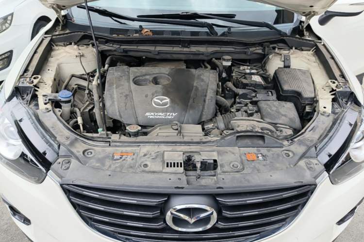 Used Mazda CX-5 2015 2.0L Manual Two-Wheel Drive Comfort Version Engine Bay
