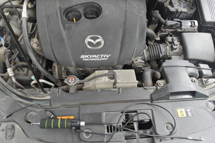 Used Mazda CX-5 2015 2.0L Automatic Two-Wheel Drive Urban Version Engine Bay