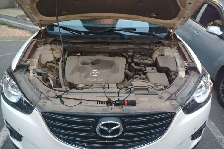Used Mazda CX-5 2015 2.0L Automatic Two-Wheel Drive Urban Version Engine Bay