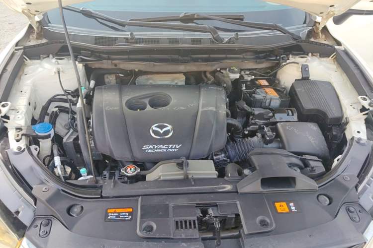 Used Mazda CX-5 2015 2.0L Automatic Two-Wheel Drive Urban Version Engine Bay