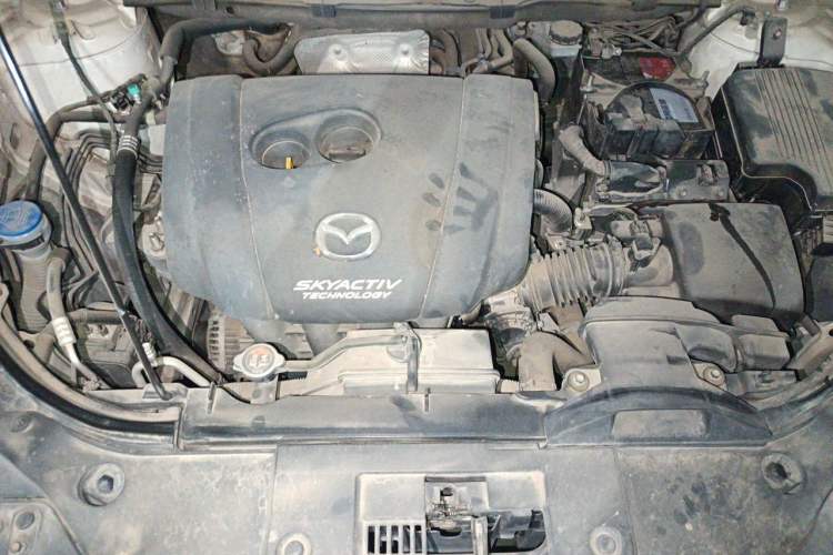 Used Mazda CX-5 2015 2.0L Automatic Two-Wheel Drive Urban Version Engine Bay