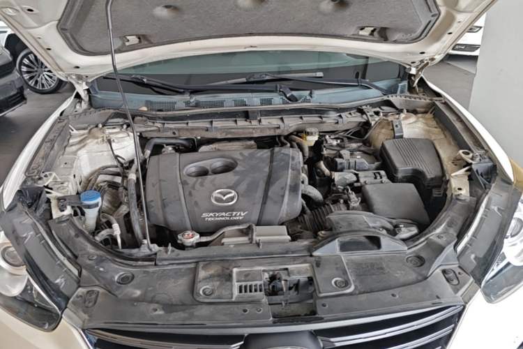 Used Mazda CX-5 2015 2.0L Automatic Two-Wheel Drive Urban Version Engine Bay