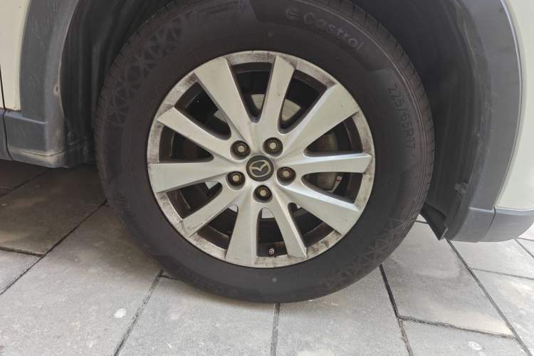 Used Mazda CX-5 2015 2.0L Automatic Two-Wheel Drive Urban Version Exterior 1