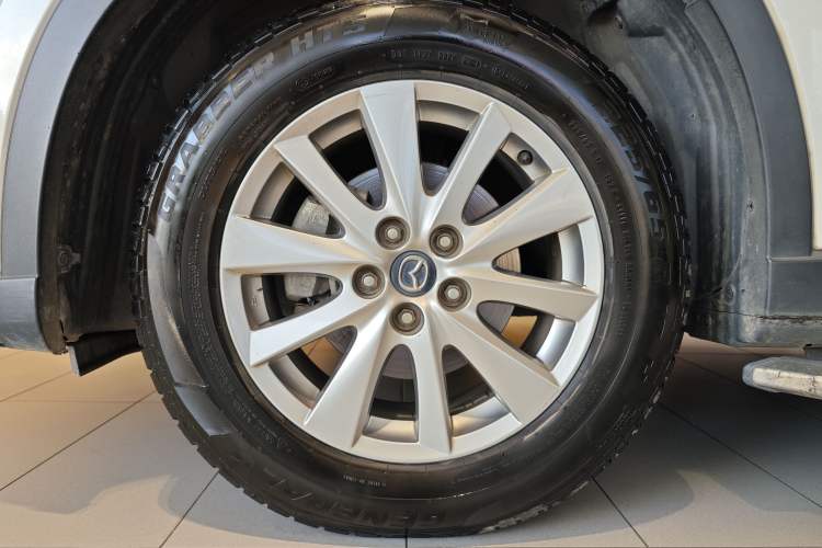 Used Mazda CX-5 2015 2.0L Automatic Two-Wheel Drive Urban Version Exterior 12