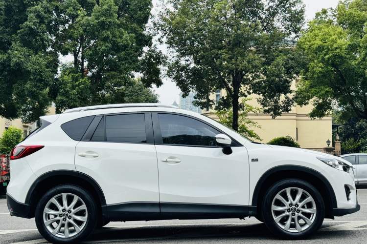Used Mazda CX-5 2015 2.5L Automatic 4x4 Prestige Edition Exterior 3