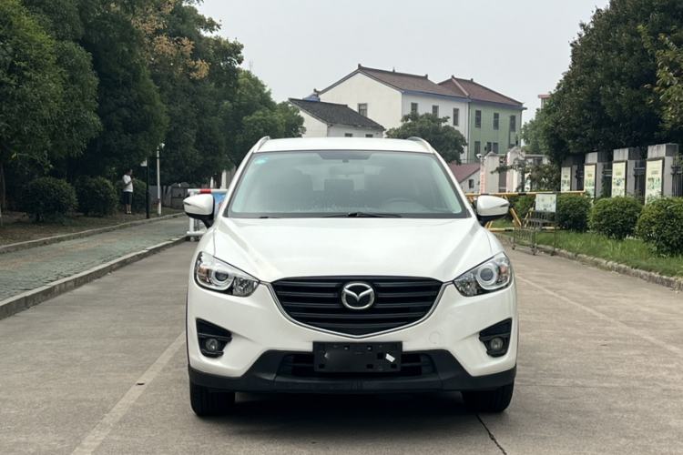 Used Mazda CX-5 2015 2.0L Manual Two-Wheel Drive Comfort Version Exterior 3