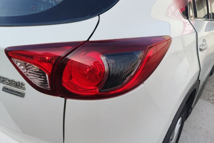Used Mazda CX-5 2015 2.0L Automatic Two-Wheel Drive Urban Version Exterior 3