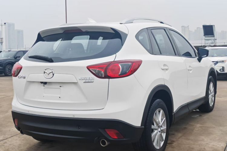 Used Mazda CX-5 2015 2.0L Automatic Two-Wheel Drive Urban Version Exterior 4