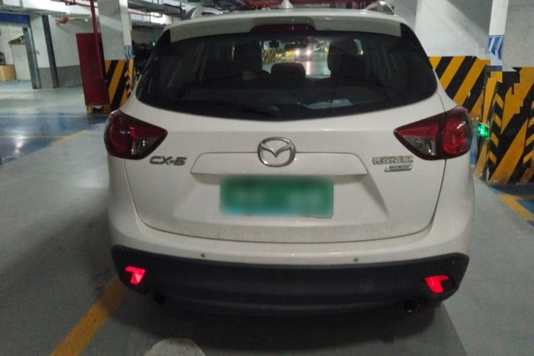 Used Mazda CX-5 2015 2.0L Automatic Two-Wheel Drive Urban Version Exterior 4
