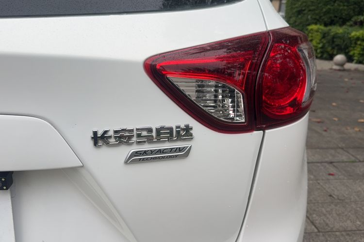 Used Mazda CX-5 2015 2.0L Automatic Two-Wheel Drive Urban Version Exterior 6